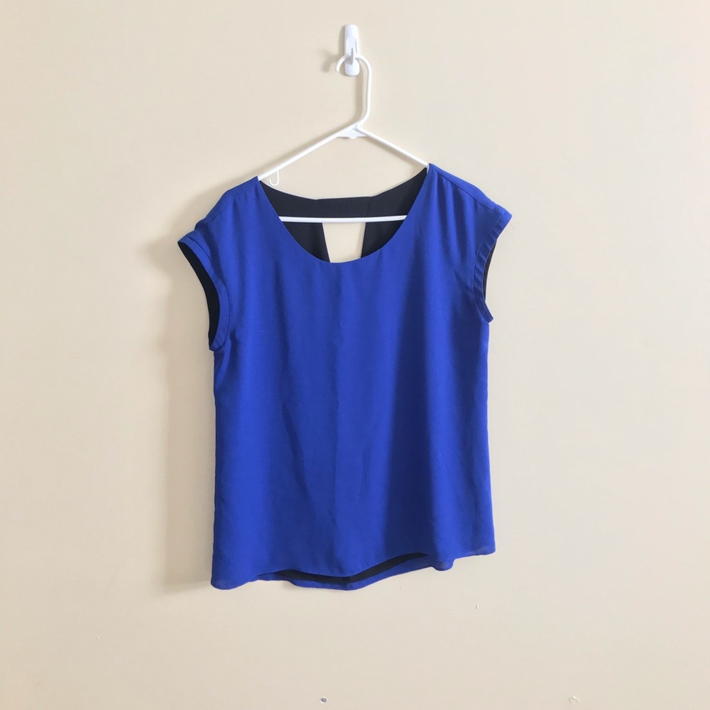 👚 Express Reversible Blue & Black Top 👚